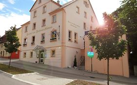 Hotel-Restaurant Zum Goldenen Hahnen